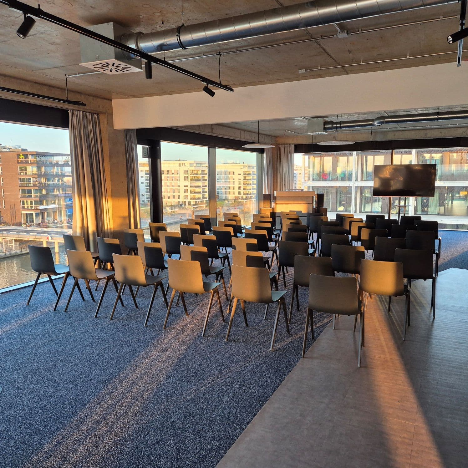 Set Up Workshop 5.jpg