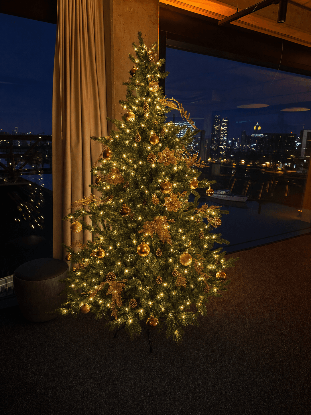 Lofthouse_Catering_Weihnachtsfeiern_Baum.png